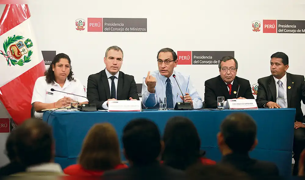 Vizcarra anuncia ejecución de obras en Madre de Dios 