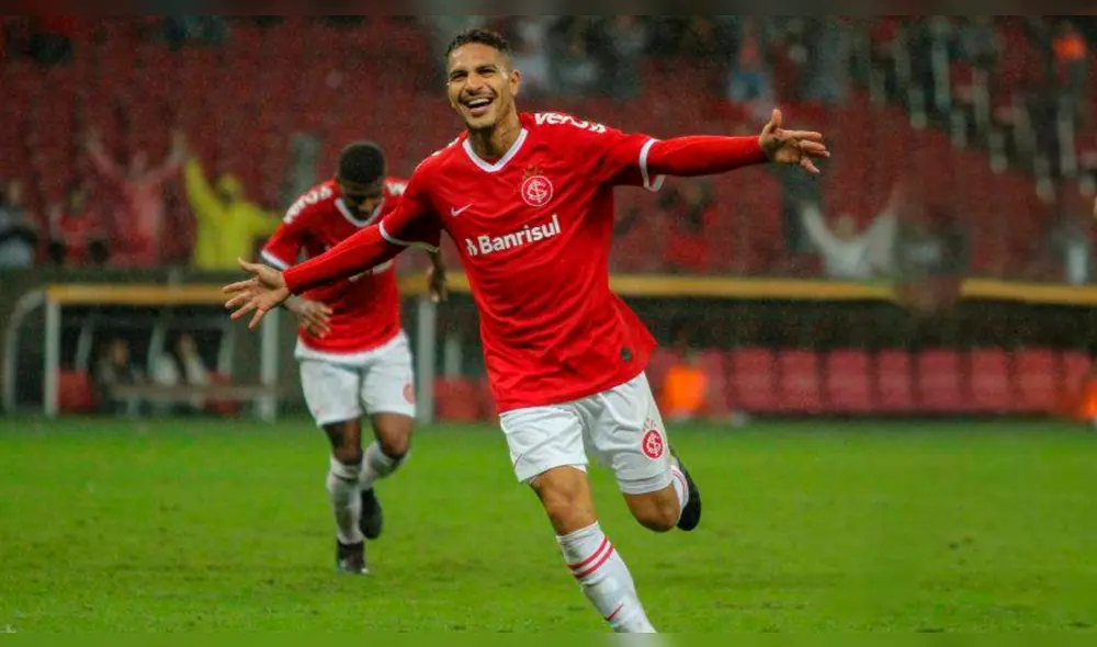 Paolo Guerrero se refirió al interés de Boca Juniors con ficharlo. Paolo Guerrero se refirió al interés de Boca Juniors con ficharlo.