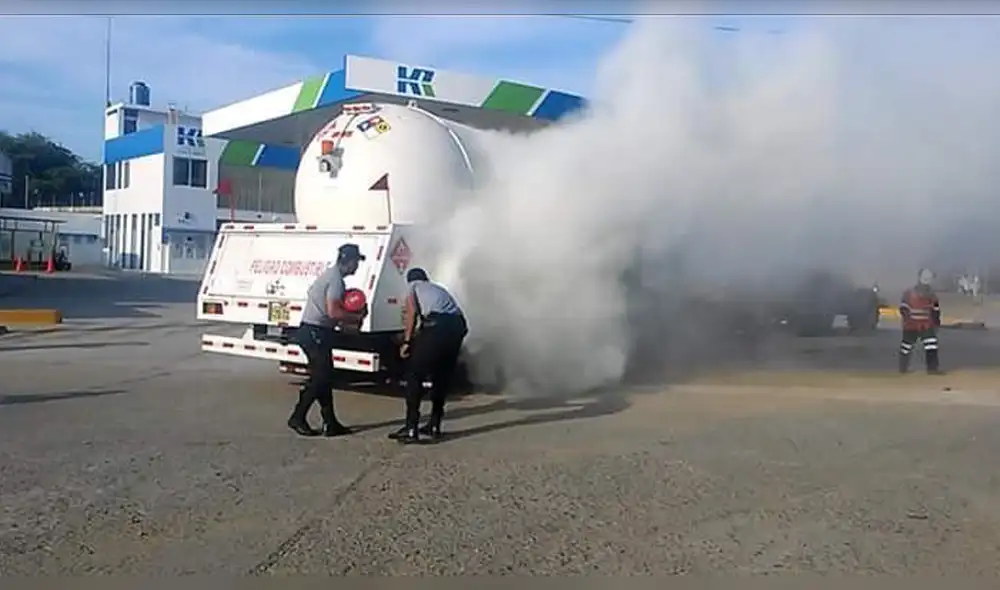 Con total realismo se desarrolló el simulacro de deflagración en Tumbes.