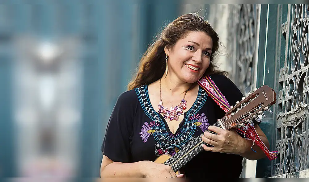 Doly Principe: “El yaraví me da fortaleza, es un estado reflexivo sobre la tristeza” Doly Principe: “El yaraví me da fortaleza, es un estado reflexivo sobre la tristeza”