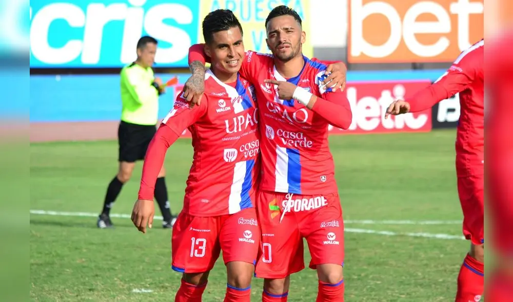 Arce y Lagos son los encargados de patear los penales en Mannucci. foto: Mannucci