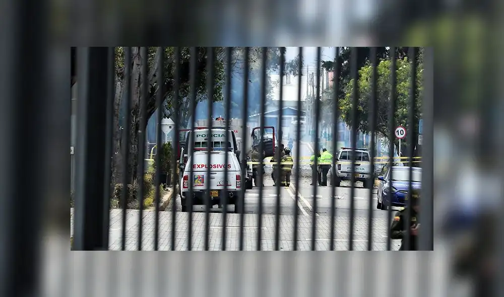 Las primeras imágenes del atentado con coche bomba en escuela policial de Bogotá [FOTOS]