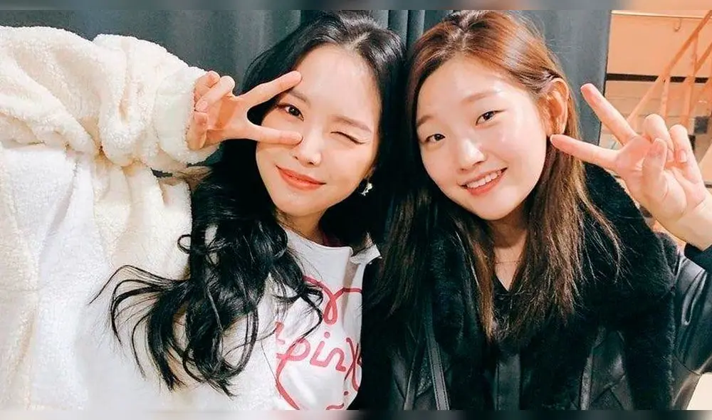 Park So Dam compartió en su Instagram las fotos junto a Naeun de Apink
