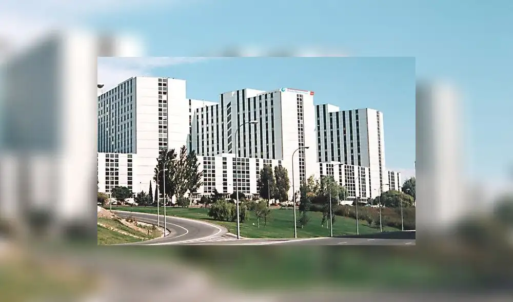 El hospital Ramón y Cajal ha superado su capacidad en la UCI. (Foto: Redacción Médica) El hospital Ramón y Cajal ha superado su capacidad en la UCI. (Foto: Redacción Médica)