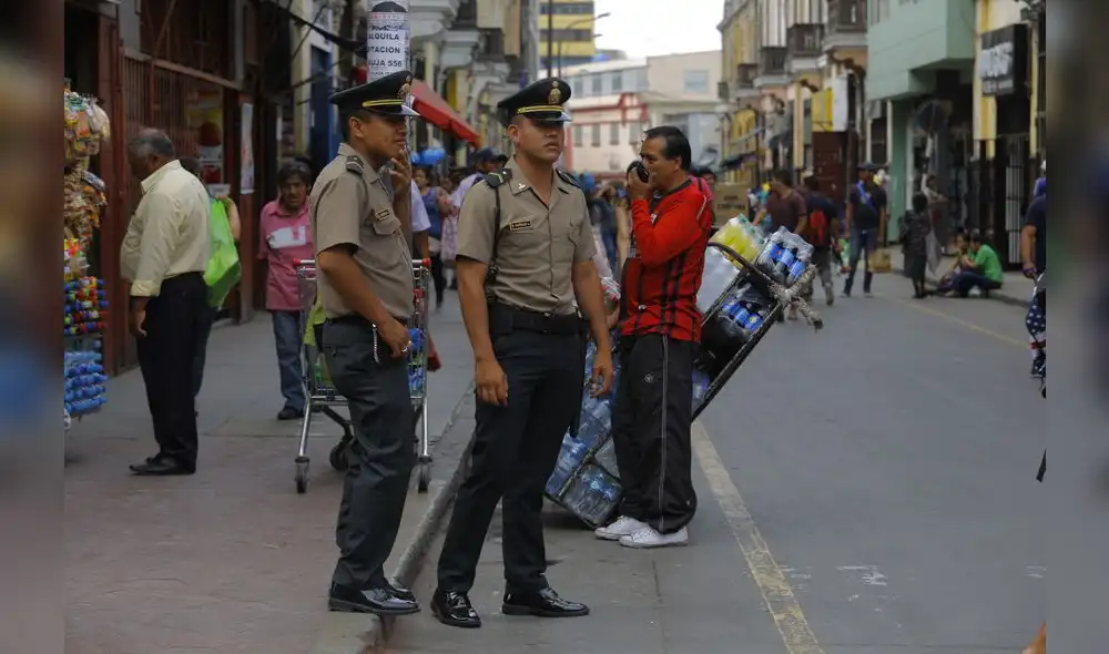 Policías volverán a laborar para entidades privadas y públicas en días de franco Policías volverán a laborar para entidades privadas y públicas en días de franco