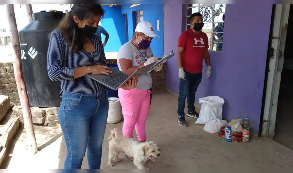 entregan canasta de ayuda entregan canasta de ayuda