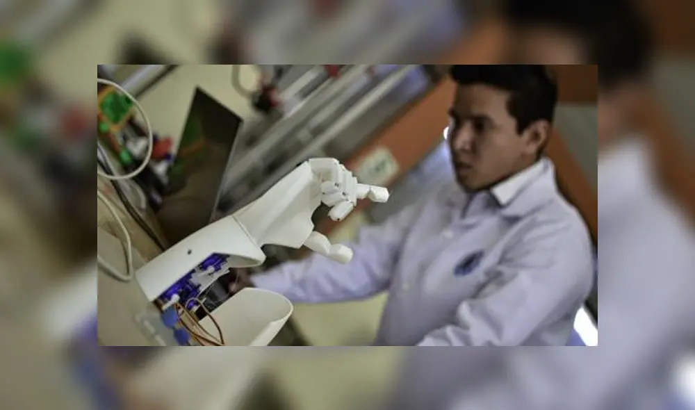 Piura: estudiantes inventan instrumento orientado al lenguaje de señas