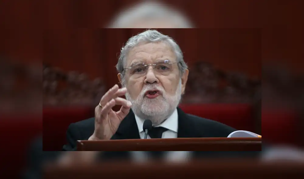 Blume: “Es el Pleno del TC el que define a qué magistrado se reemplaza” Blume: “Es el Pleno del TC el que define a qué magistrado se reemplaza”