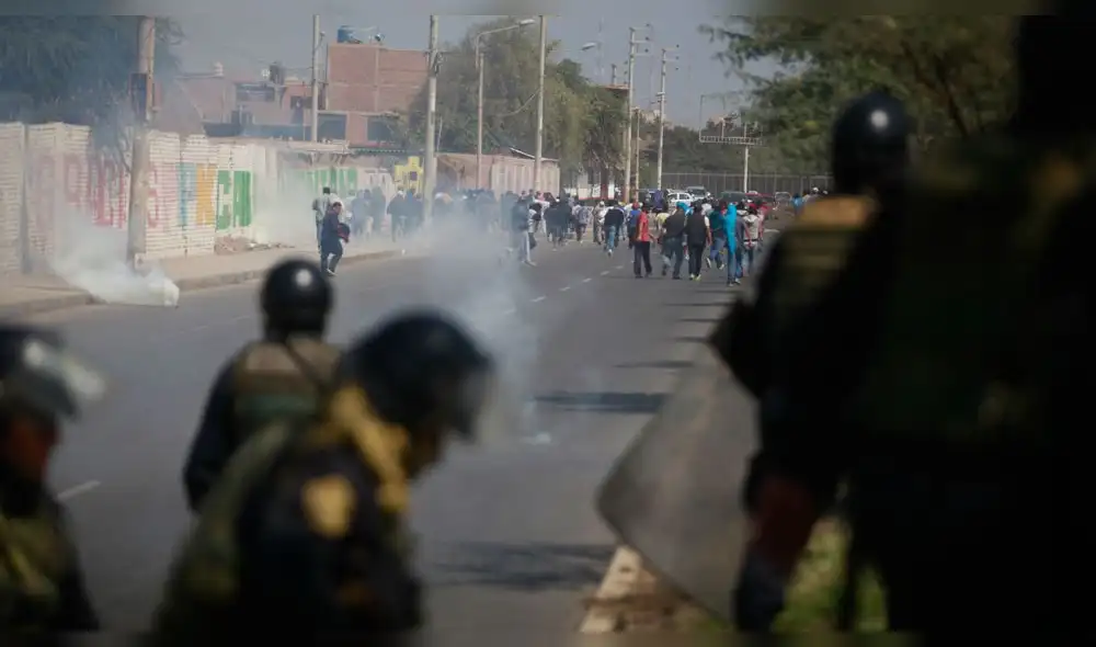 Policías y mototaxistas se enfrentan nuevamente por ordenanza municipal en Chiclayo