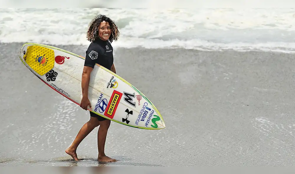 Analí Gómez, tres veces coronada