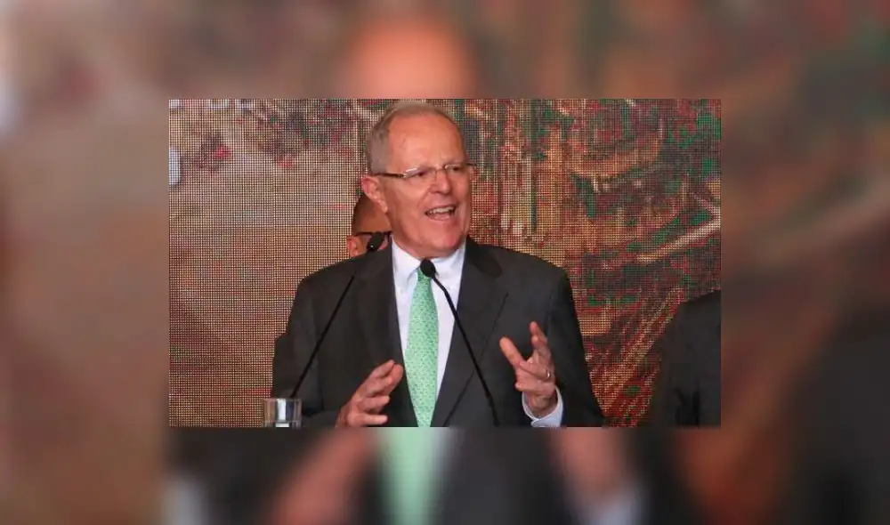 PPK: "Responsables de incendio en Las Malvinas han cometido un acto criminal"