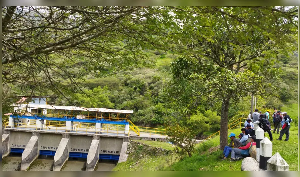 Los ronderos desviaron las aguas al río Marañon y se mantienen vigilantes en las obras del trasvase chotano. Foto: Alindor Vásquez
