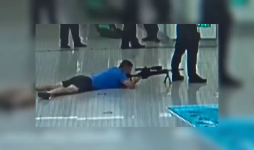 El francotirador de China fue reconocido junto a 4 compañeros por su valentía. Foto: Twitter