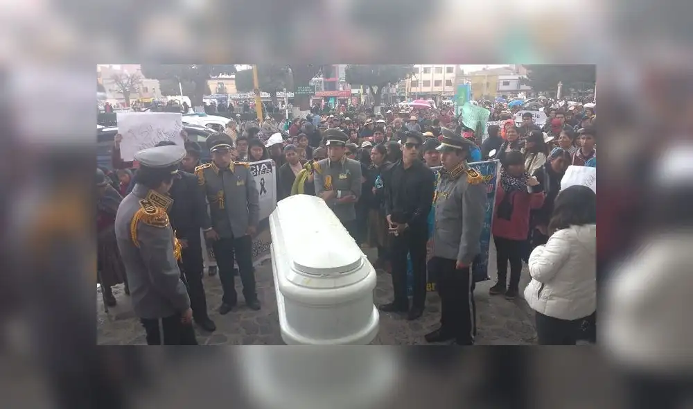 Puno: detienen a adolescente que habría asesinado a escolar en Juliaca Puno: detienen a adolescente que habría asesinado a escolar en Juliaca