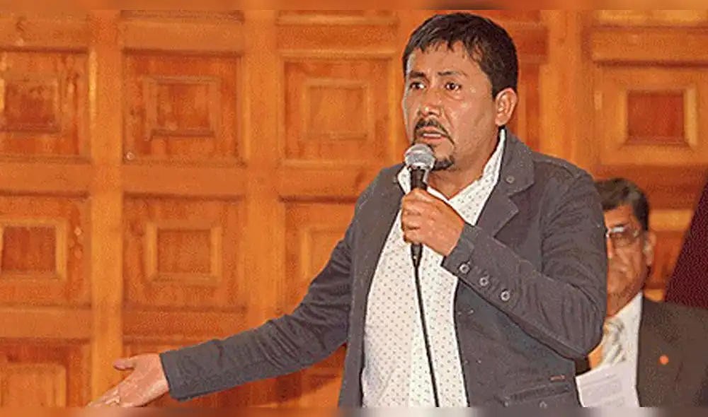 Arequipa: Cáceres Llica señala que Javier Ísmodes compró a medios de comunicación [VIDEO]