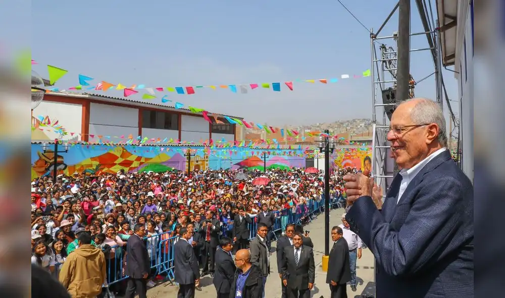 Presidente cuestiona la “burocracia parasitaria”