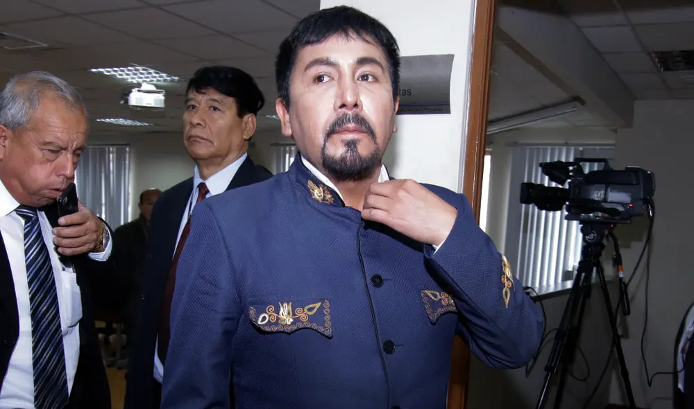 El gobernador Elmer Cáceres insistió en el que presidente Martín Vizcarra anule la autorización de construcción para el proyecto minero Tía María. Foto: La República. El gobernador Elmer Cáceres insistió en el que presidente Martín Vizcarra anule la autorización de construcción para el proyecto minero Tía María. Foto: La República.