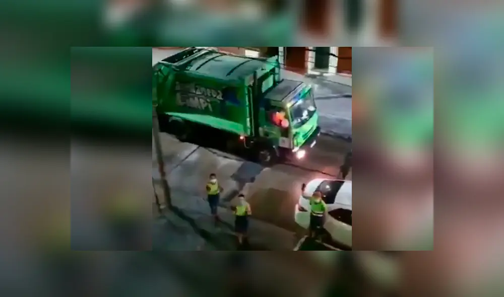 Desliza las imágenes para apreciar el conmovedor gesto que tuvieron unos trabajadores de limpieza con un niño. Desliza las imágenes para apreciar el conmovedor gesto que tuvieron unos trabajadores de limpieza con un niño.