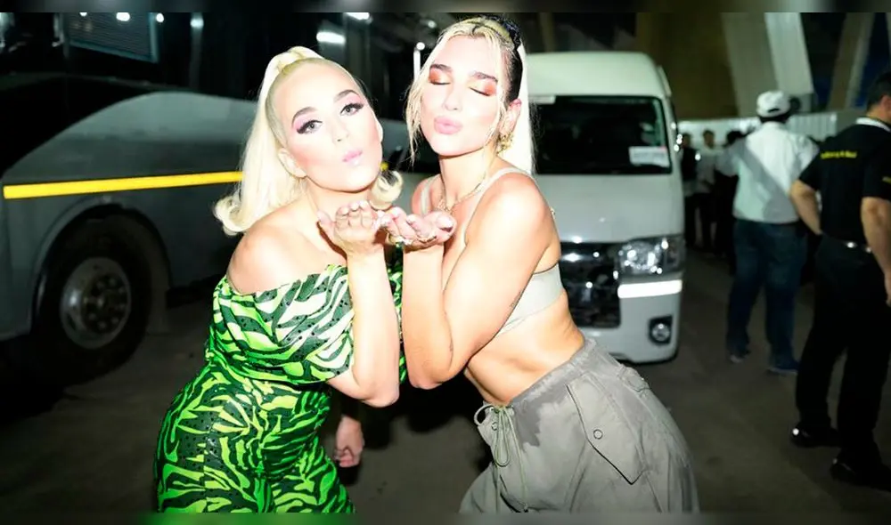 Dua Lipa se quita el sostén y se suma a famosas que no lo usan