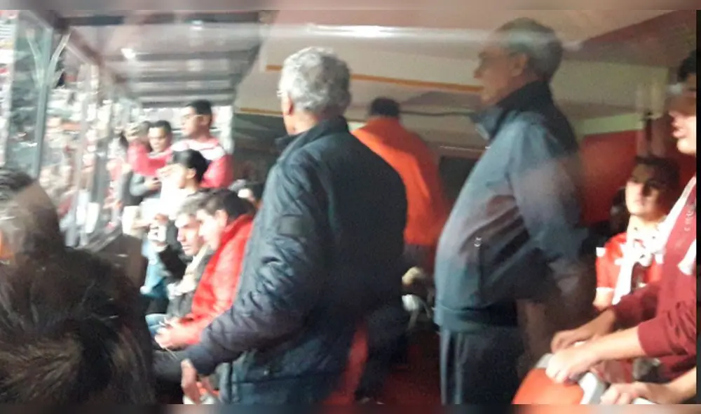 Universitario vs Alianza Lima: Manuel Burga vive el clásico peruano en las tribunas del Nacional