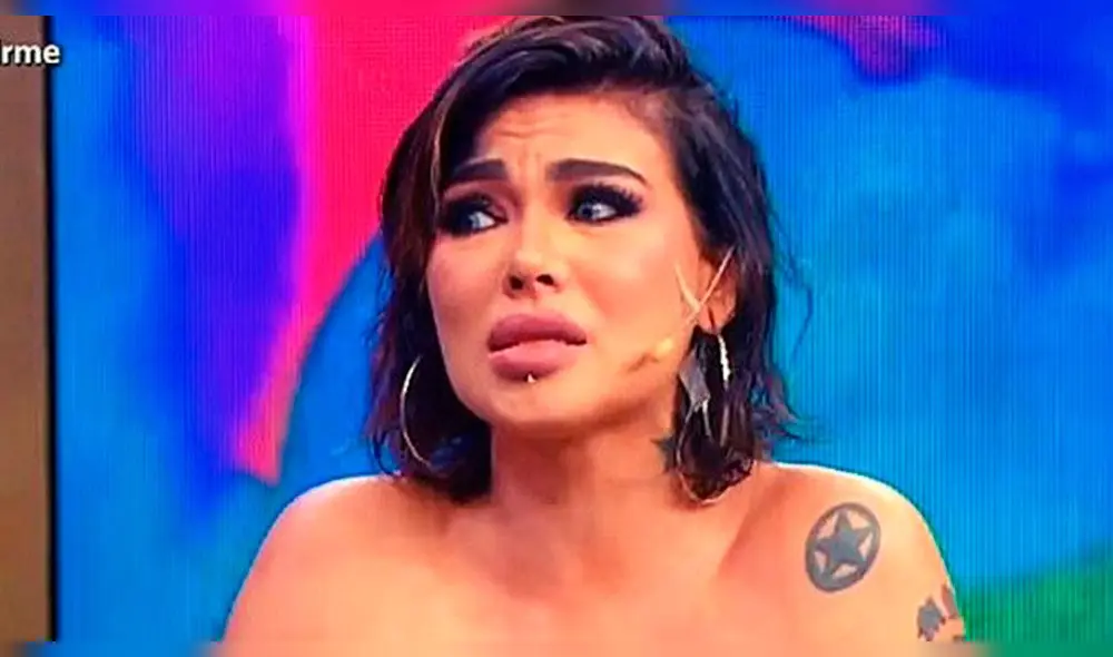 Los asistentes al local nocturno grabaron el preciso momento en que la modelo sufre el incidente. Los asistentes al local nocturno grabaron el preciso momento en que la modelo sufre el incidente.