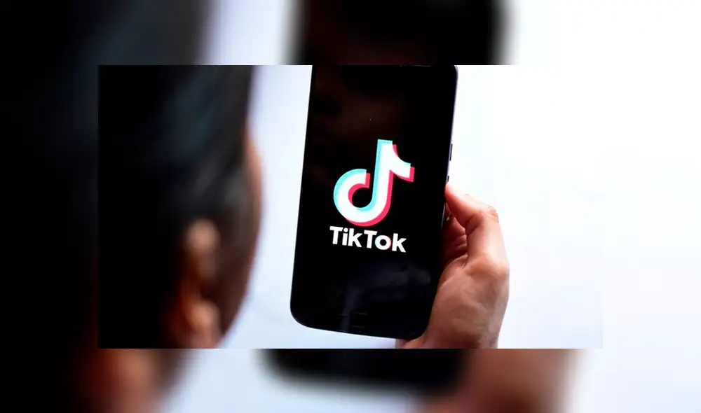 Kanye West dijo sentirse perturbado por el contenido de TikTok, pero definitivamente ama su tecnología. Foto: Milenio.