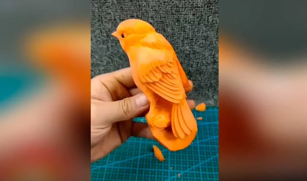 Desliza las imágenes para ver el resultado de esta increíble escultura que hizo un joven artista en una zanahoria. Foto: captura de TikTok/decompression3 Desliza las imágenes para ver el resultado de esta increíble escultura que hizo un joven artista en una zanahoria. Foto: captura de TikTok/decompression3