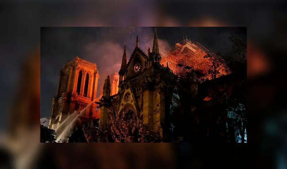 Notre Dame: la Corona de Espinas de Jesús que milagrosamente sobrevivió 