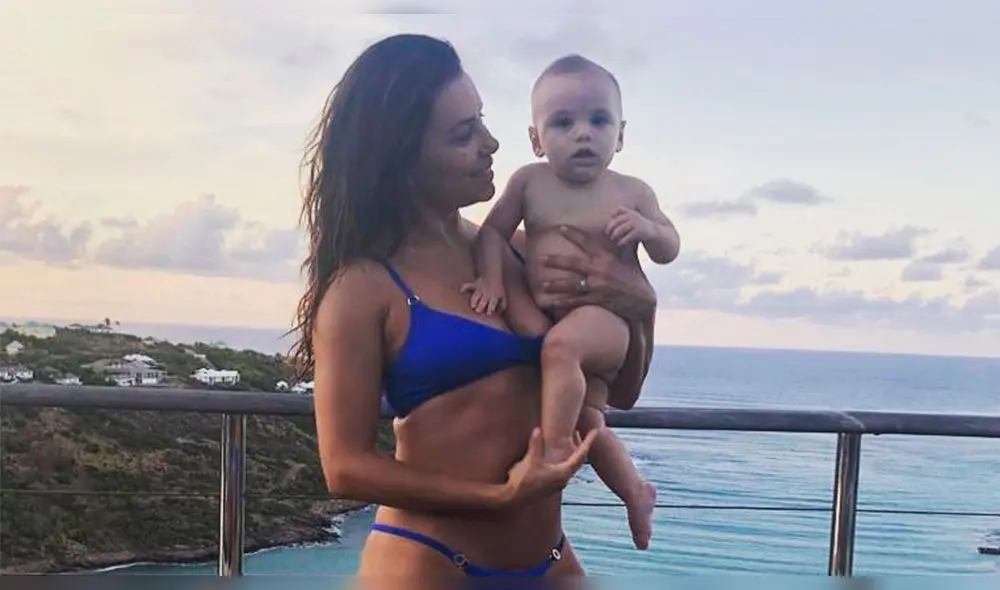 La actriz llegó a México para disfrutar de unas vacaciones junto a su hijo Santiago, pero lo que llamó la atención de sus seguidores fue su sensual bikini La actriz llegó a México para disfrutar de unas vacaciones junto a su hijo Santiago, pero lo que llamó la atención de sus seguidores fue su sensual bikini