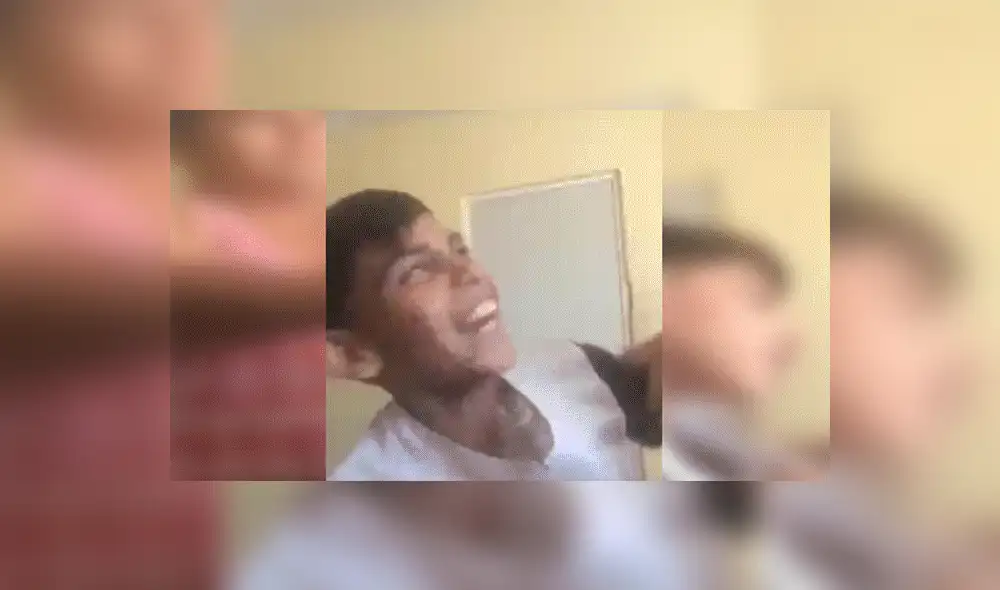 Facebook viral: Niño le pide a su mamá que le de masajes y le juega aterradora broma [VIDEO]