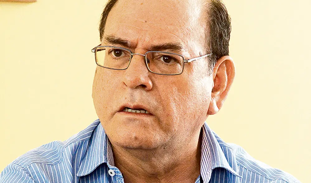 Aclaración. Expresidente del TC considera que se ha regresado al pueblo el derecho de elegir. Foto: Virgilio Grajeda. Aclaración. Expresidente del TC considera que se ha regresado al pueblo el derecho de elegir. Foto: Virgilio Grajeda.