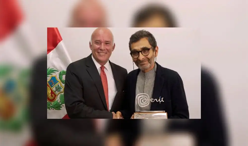 Marca Perú premia a Adolfo Domínguez por difundir la fibra de alpaca peruana