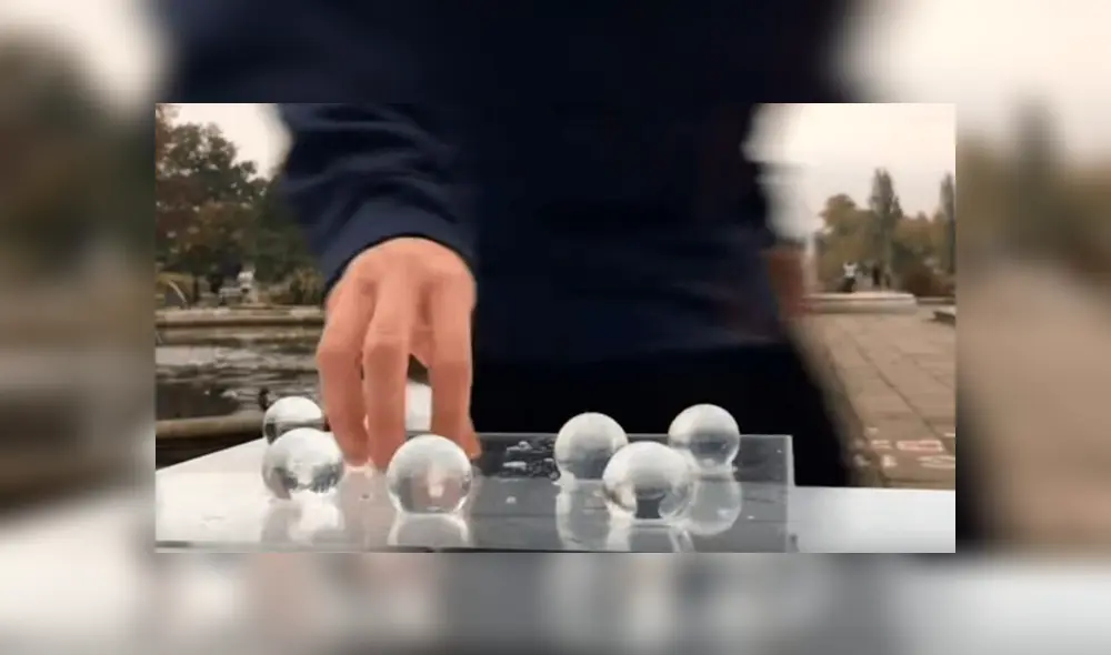 Maratón de Londres reemplazó botellas plásticas por agua en cápsulas biodegradables