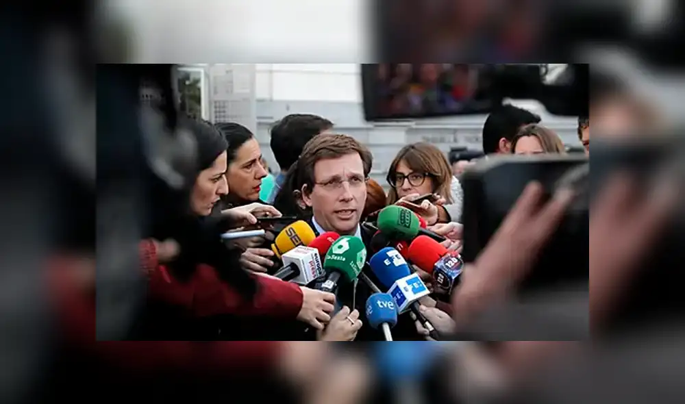 José Luis Martínez Almeida explicó que el objetivo de la reunión era buscar soluciones que ayuden a la economía del sector turístico de España. Foto: El Mundo. José Luis Martínez Almeida explicó que el objetivo de la reunión era buscar soluciones que ayuden a la economía del sector turístico de España. Foto: El Mundo.