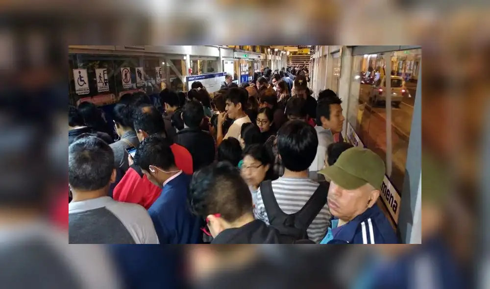 Metropolitano: estaciones abarrotadas de pasajeros durante fines de semana Metropolitano: estaciones abarrotadas de pasajeros durante fines de semana