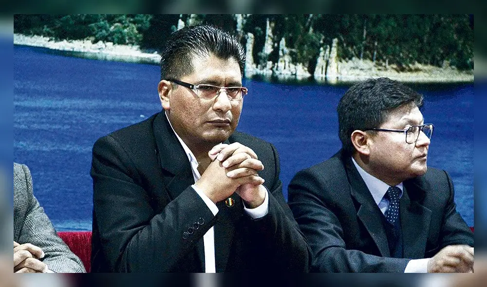 La HISTORIA SE REPITE. Walter Aduviri apeló a las redes sociales para pronunciarse desde la clandestinidad. La HISTORIA SE REPITE. Walter Aduviri apeló a las redes sociales para pronunciarse desde la clandestinidad.