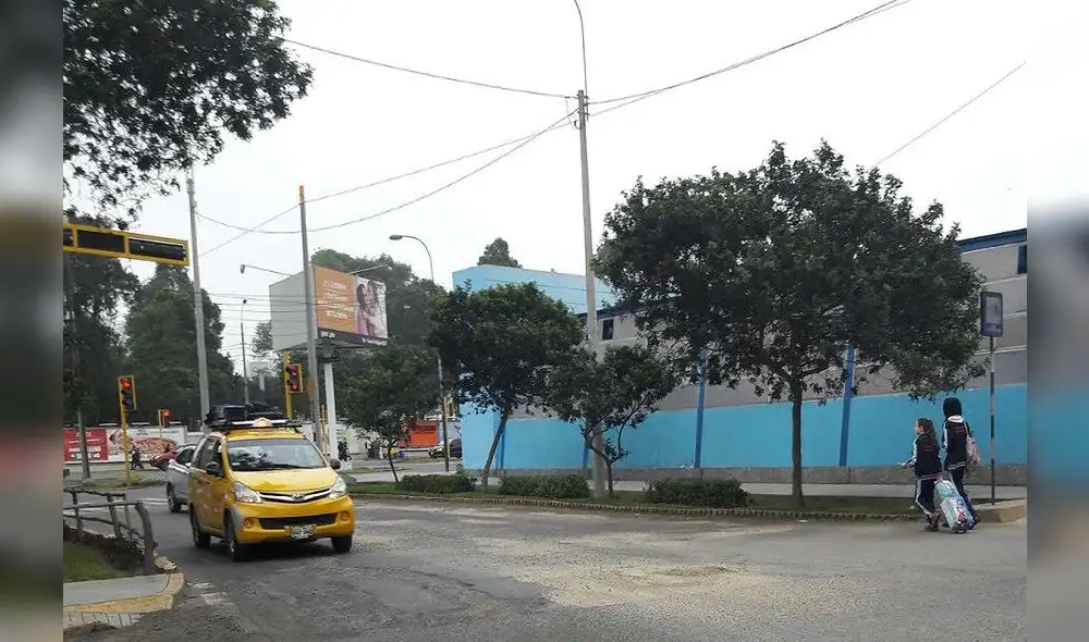 Jesús María: cuestionan uso de arena para tapar huecos en pistas [FOTOS]