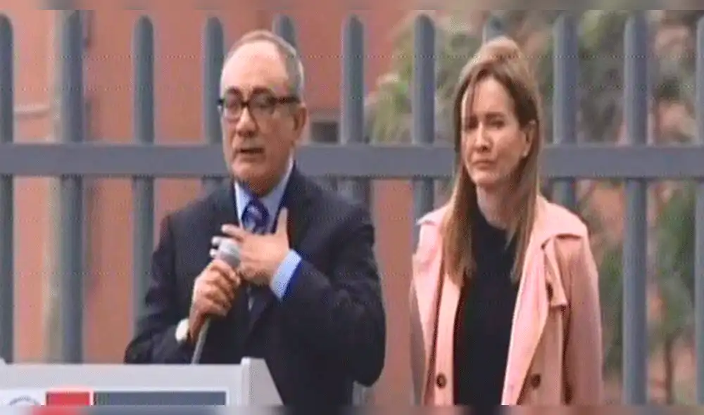 Idel Vexler asume ministerio de Educación 