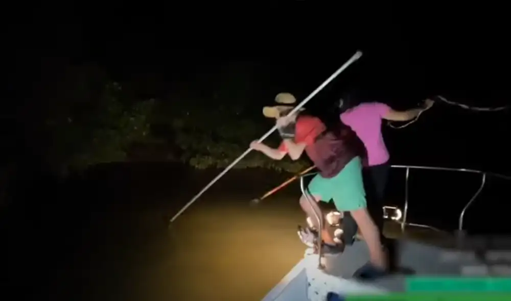 Desliza hacia la izquierda para ver las imágenes del video viral. Foto: Captura de YouTube. Desliza hacia la izquierda para ver las imágenes del video viral. Foto: Captura de YouTube.