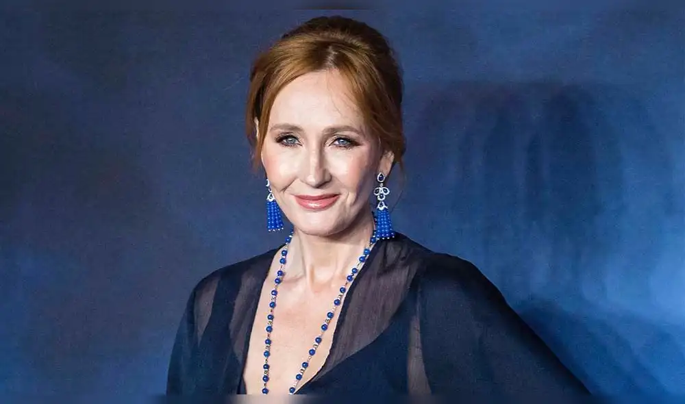 J.K. Rowling dio a conocer la información a través de su cuenta de Twitter. J.K. Rowling dio a conocer la información a través de su cuenta de Twitter.