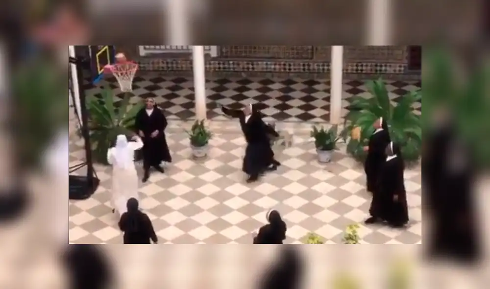 Desliza la imagen de Facebook para verlas todas. Desliza la imagen de Facebook para verlas todas.