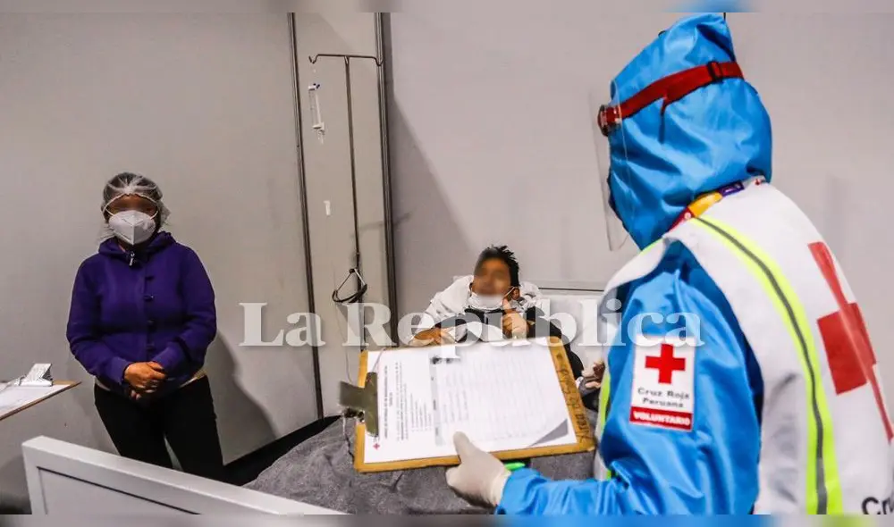 Cruz Roja en Arequipa lleva ayuda a pacientes con coronavirus en hospitales.
