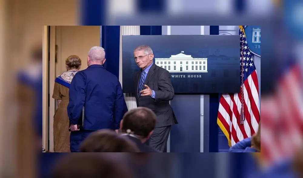 Anthony Fauci (c) suele acompañar a Donald Trump en las ruedas de prensa diarias sobre el coronavirus efectuadas en la Casa Blanca. Foto: EFE Anthony Fauci (c) suele acompañar a Donald Trump en las ruedas de prensa diarias sobre el coronavirus efectuadas en la Casa Blanca. Foto: EFE