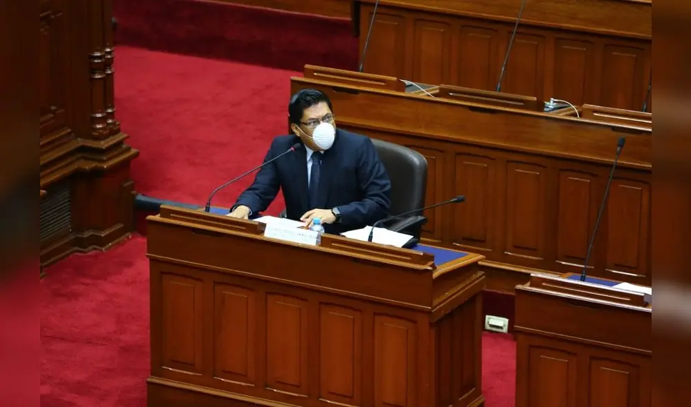 Vicente Zeballos ante la Junta de Portavoces. Foto: PCM. Vicente Zeballos ante la Junta de Portavoces. Foto: PCM.