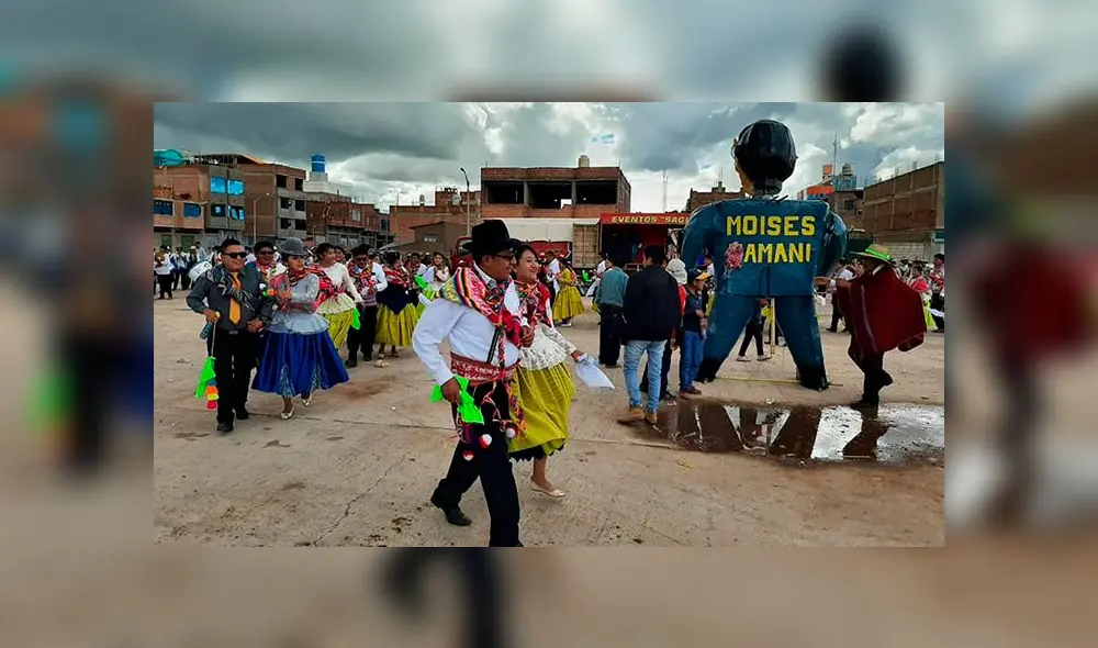 Comparsas danzaron alrededor del muñeco en Juliaca.