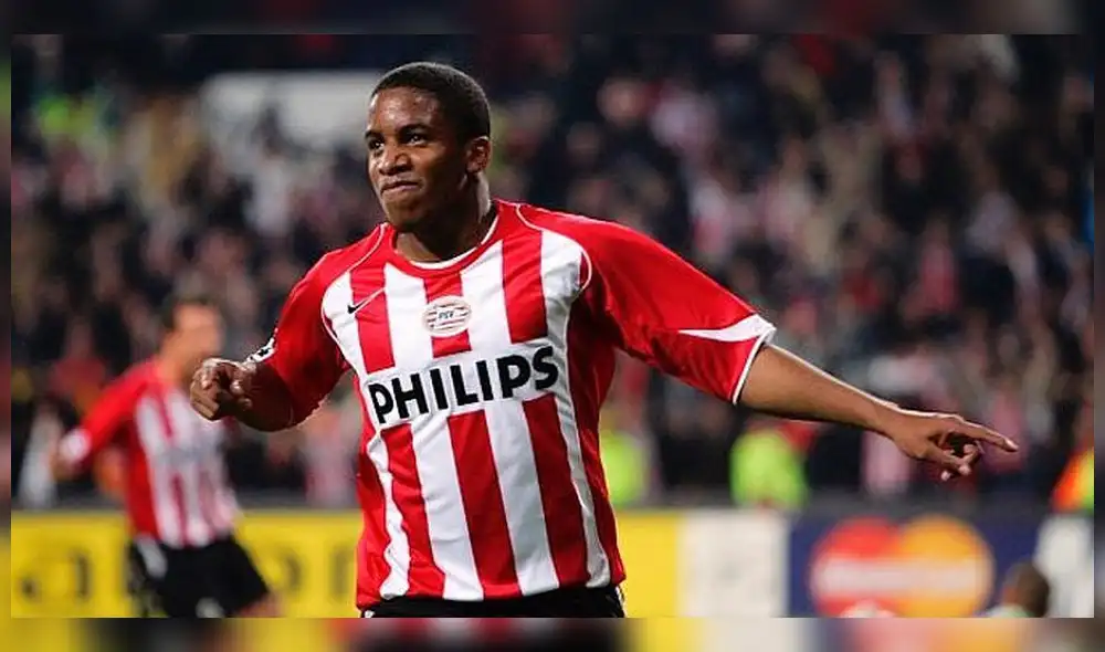 Jefferson Farfán militó en el PSV de la Eredivise.
