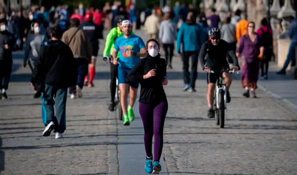 El Ministerio español de Sanidad registró este lunes 37.889 nuevos casos de coronavirus desde el pasado viernes, 3.780 en las últimas 24 horas. Foto: AFP El Ministerio español de Sanidad registró este lunes 37.889 nuevos casos de coronavirus desde el pasado viernes, 3.780 en las últimas 24 horas. Foto: AFP