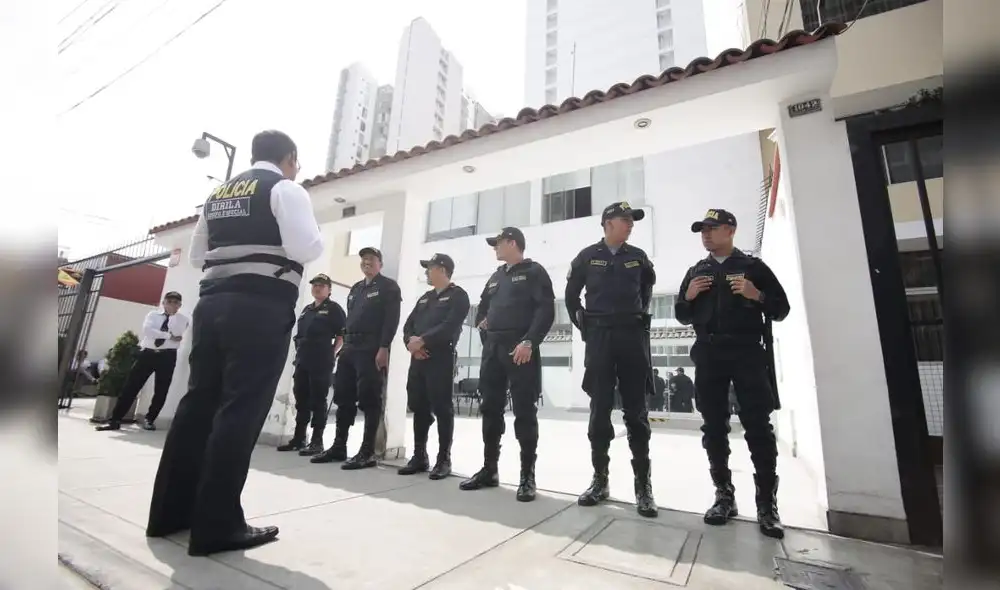 Universidad Alas Peruanas es allanada por investigación contra Joaquín Ramírez Universidad Alas Peruanas es allanada por investigación contra Joaquín Ramírez