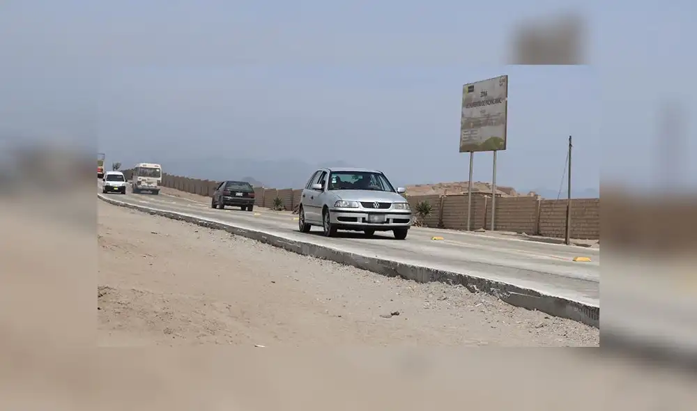 Conductores se quejan por carretera de antigua Panamericana Sur Conductores se quejan por carretera de antigua Panamericana Sur