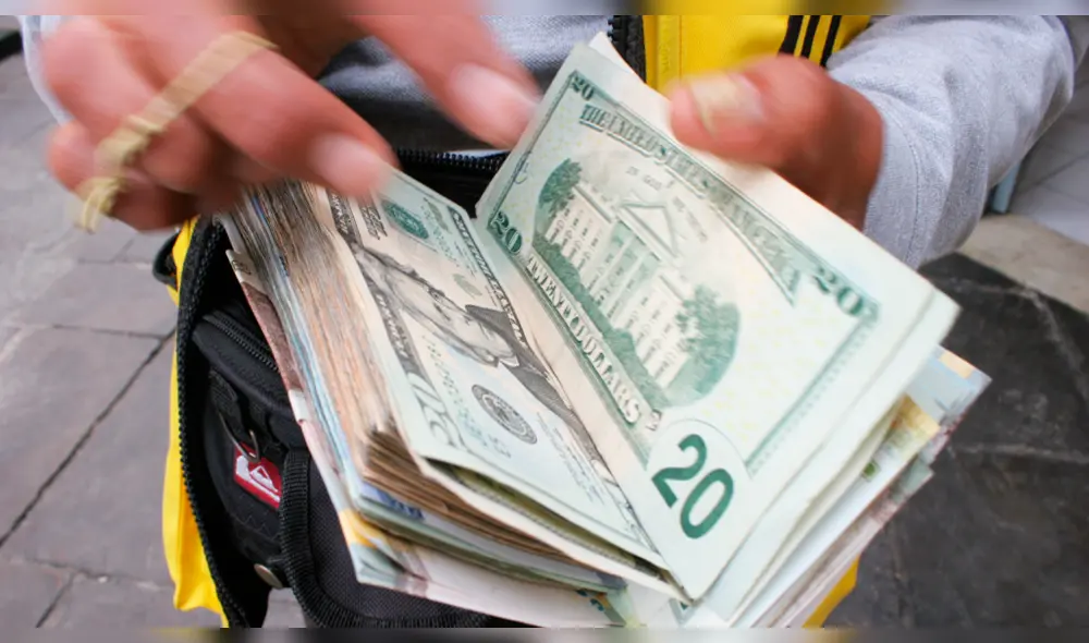 Tipo de cambio: el precio del dólar desciende frente a moneda nacional